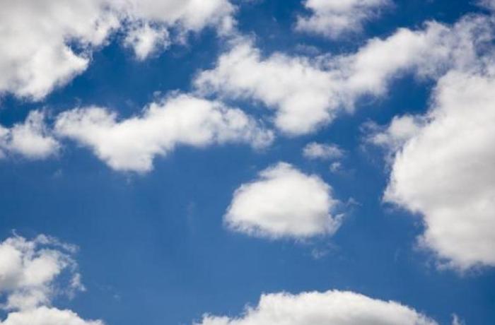 Fotografien von Himmel, Wolken und Sonne