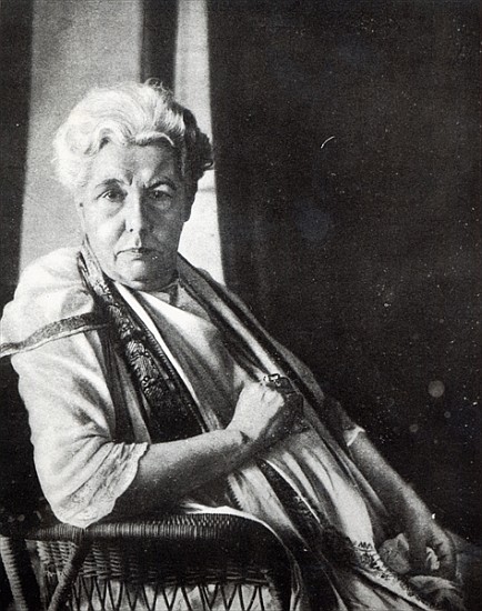 Mrs. Annie Besant von English Photographer
