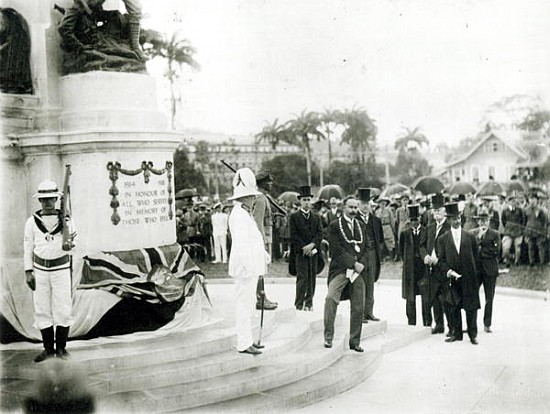 The unveiling of the War Memorial, Port of Spain, Trinidad von English Photographer
