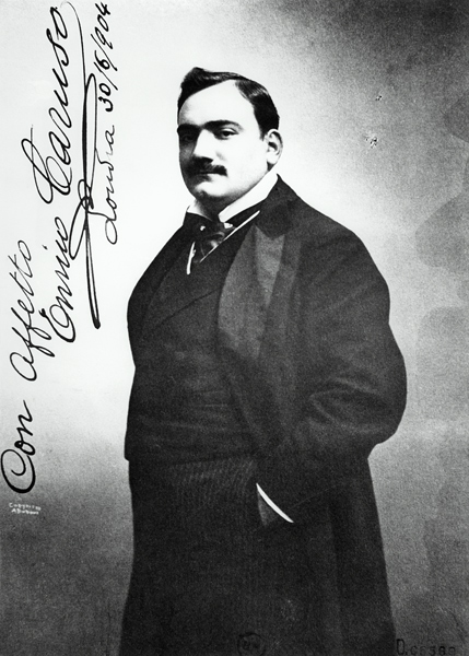 Enrico Caruso (1873-1921) 1904 (b/w photo)  von Italian Photographer