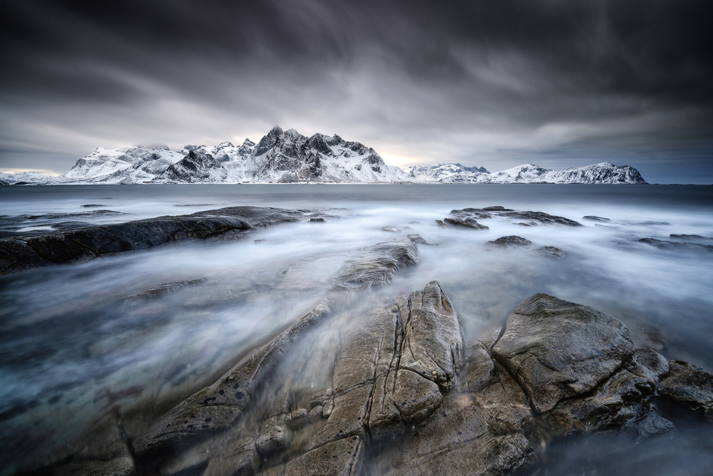 "FRACTURED" von Adam Pachula