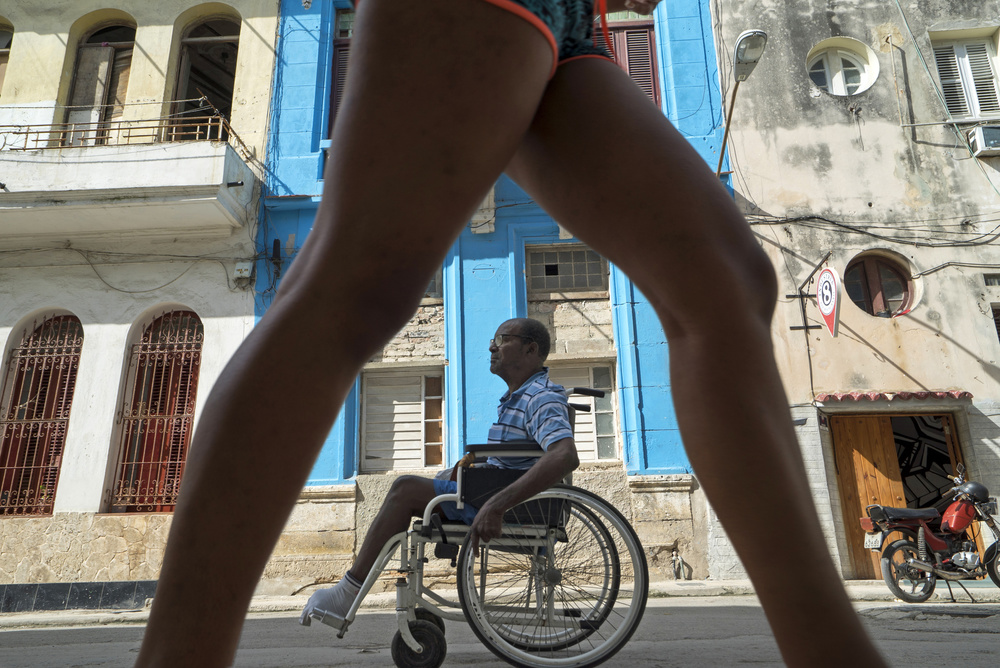 Come and go von Adam Wong