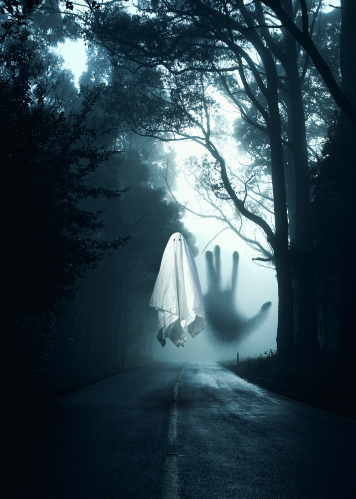 Ghost Halloween In The Dark Road von Al Barizi