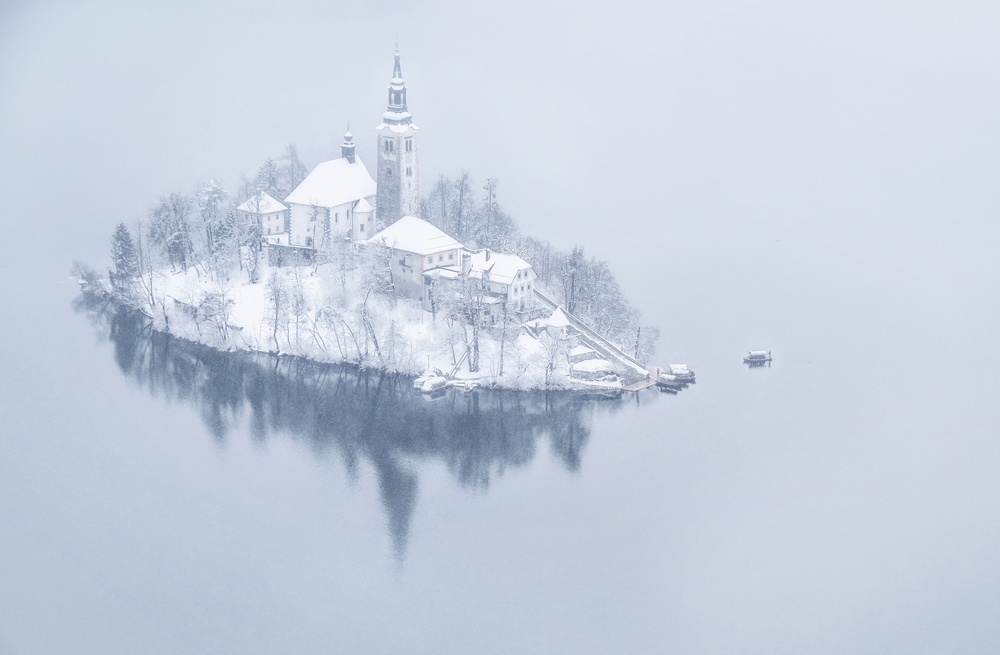Frozen island von Ales Krivec