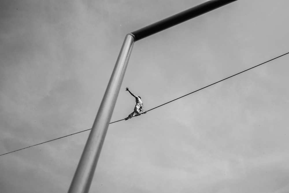 The acrobat von Alessandro L.