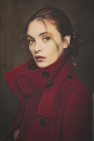 Stella in red