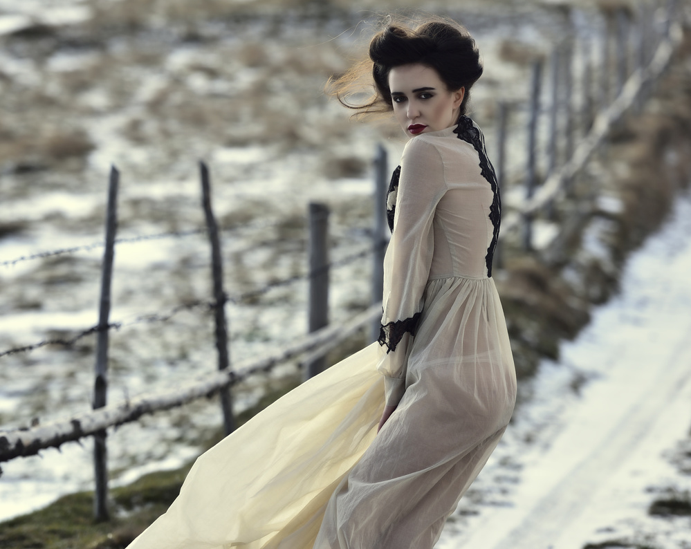 Di. von Alexandra Fira