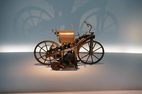 Technologie im Wandel der zeit von Alexandra  Joseph 