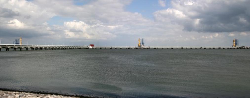 Ölhafenbrücke Wilhelmshaven von Alfred Osterloh