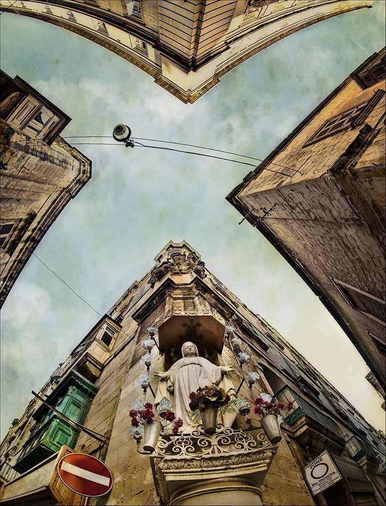 der göttliche Rhythmus von Ambra