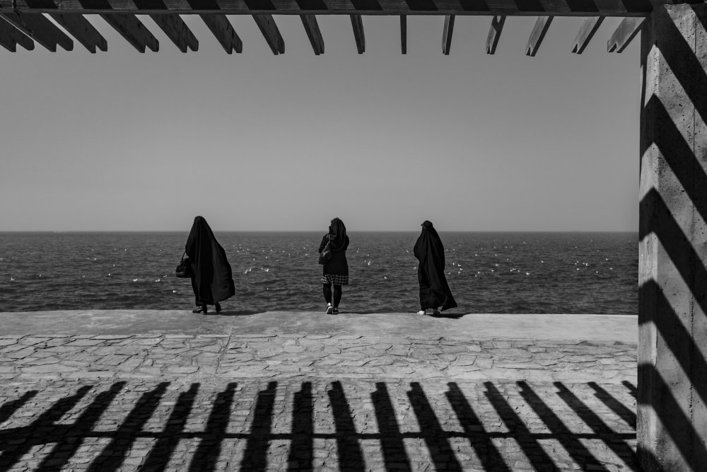 lines von AMIR ALI NAVADEH SHAHLA