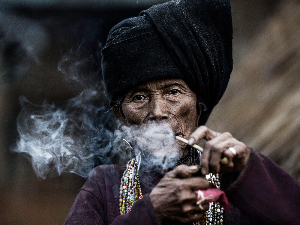 Rauchen 2 von Amnon Eichelberg