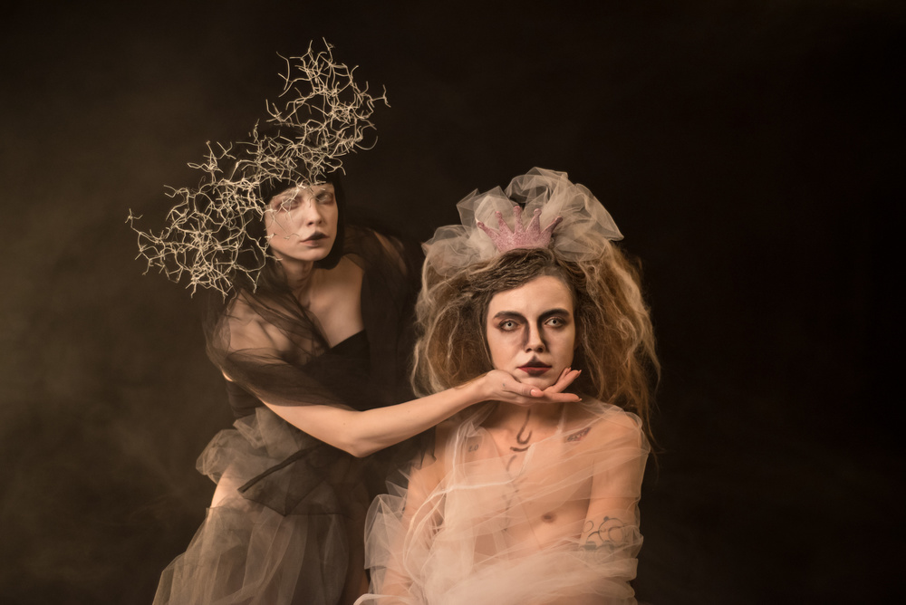 Good and evil von Anca Milushev