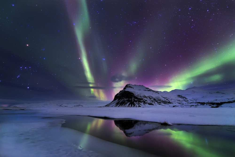 Northern Lights reflection von Andrea Auf dem
