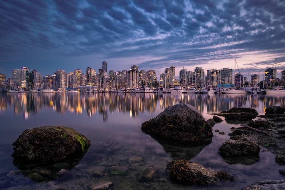 A Glowing Pearl von Andreas Agazzi