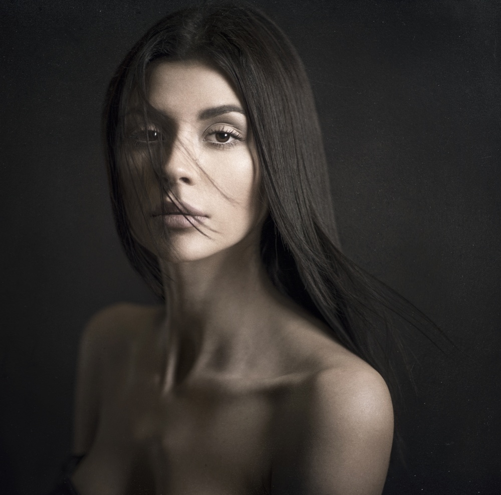 cristina von Andrei Apostol