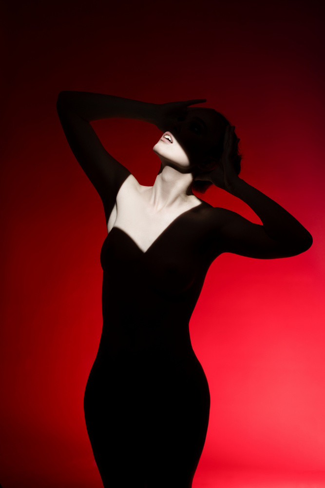 Beauty in the shadows von Andrey Guryanov