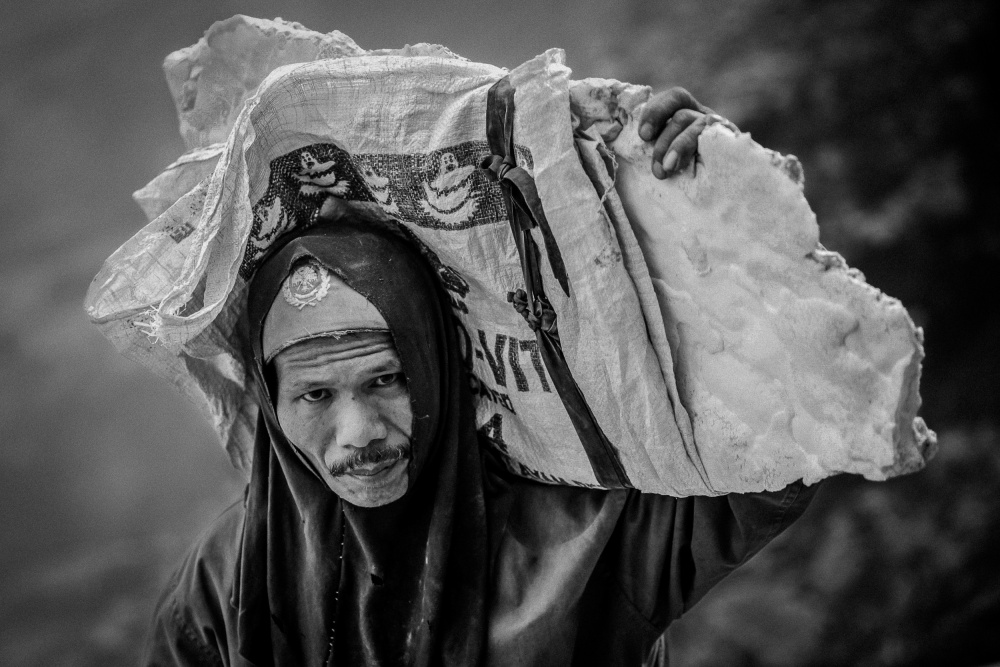 A guerra do enxofre von António Carreira