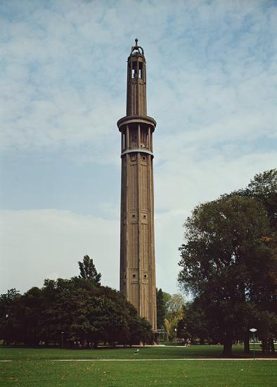 Orientation Tower in the Parc Paul-Mistral, designed by Auguste Perret (1874-1954) Gustave Perret (1