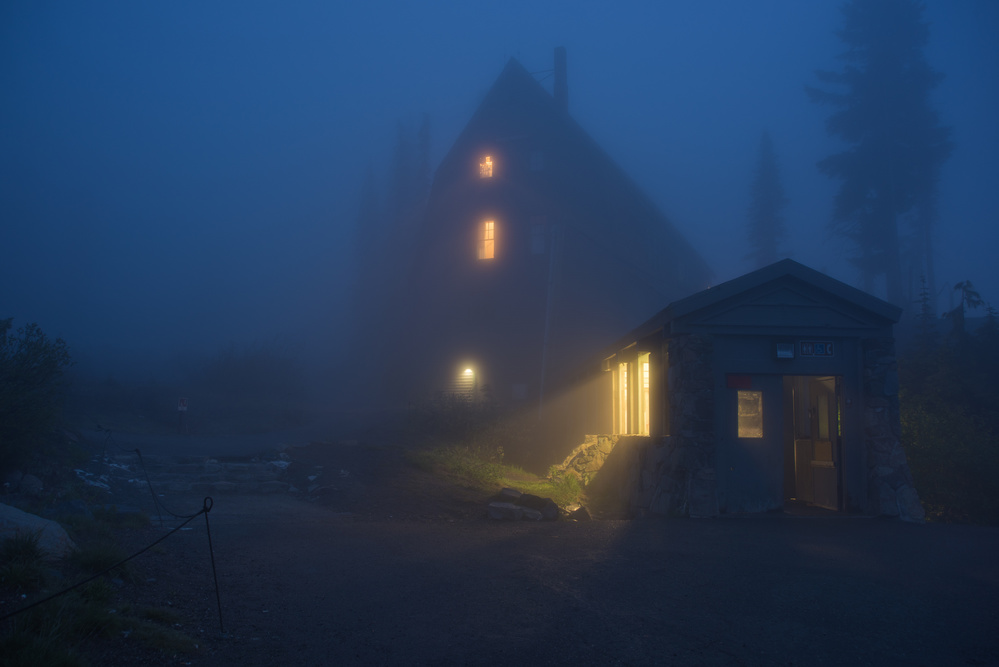 Blue Hour Mood von 李从军 / Austin Li