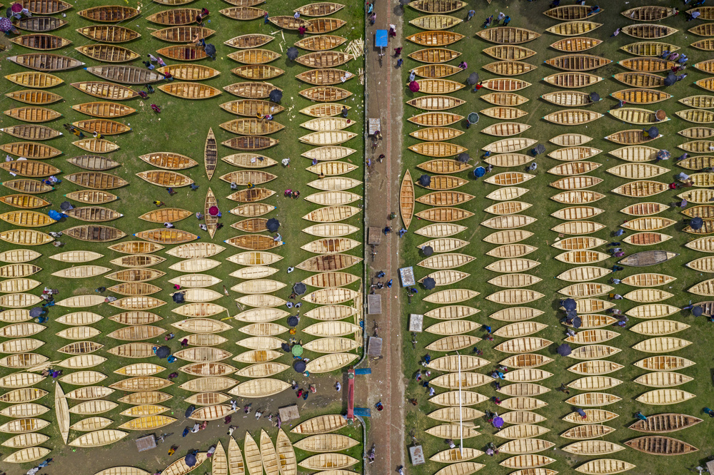 Traditional boat market von Azim Khan Ronnie