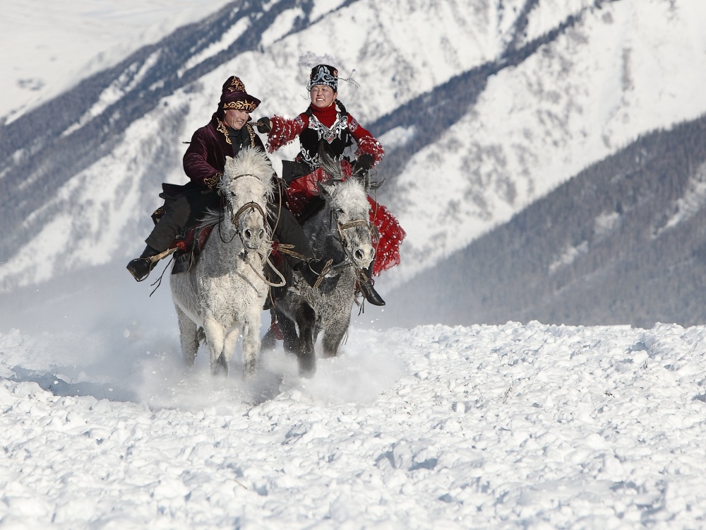 Girl Chasing von BJ Yang