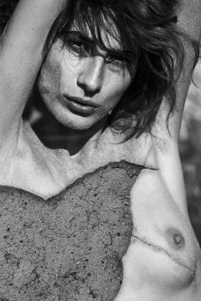 untitledl von Bogdan Bousca