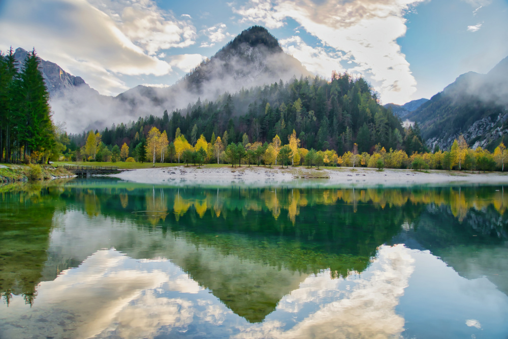 Lake Jasna after Rain shower von Boštjan Hribar