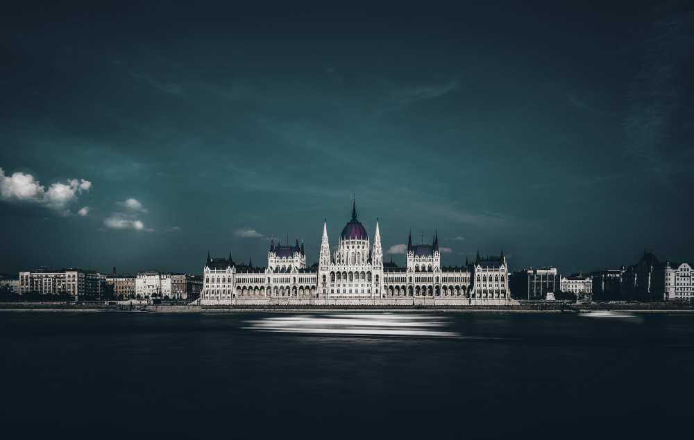 the Parliament von Carmine Chiriaco
