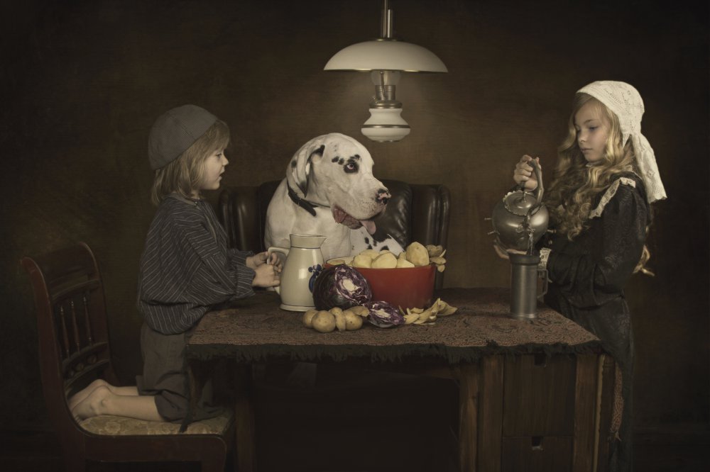 Dutch painting The Potato Eaters 2018 von Carola Kayen-Mouthaan