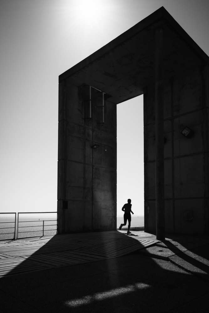 Break on through (to the other side) von Christophe Staelens