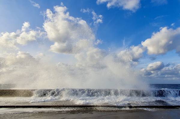 Stürmischer Atlantik in Havanna, Motiv 1 von Claudia Polte