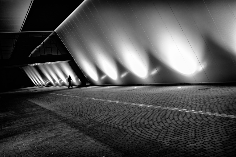 19H von Cláudio Vicente