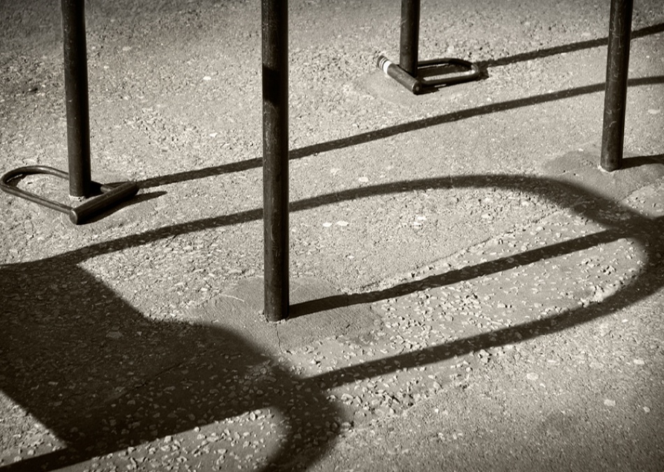 Bicycle Locks von Clive Collie