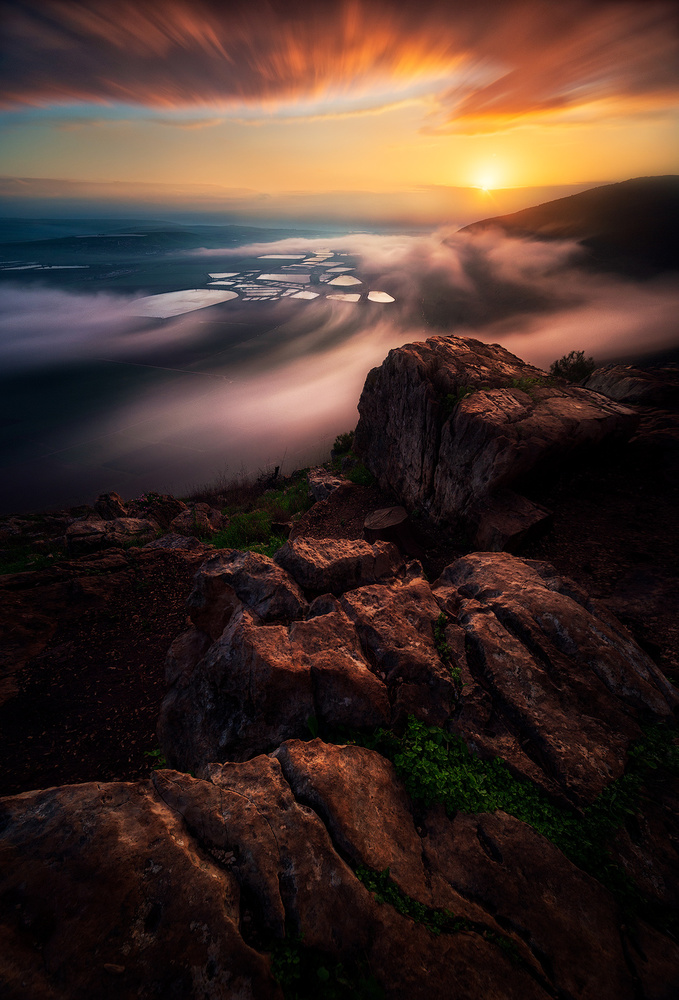 Misty Sunrise von Cristian Kirshbom