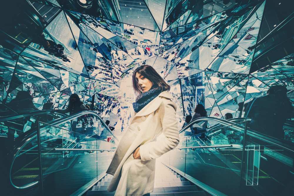 Mirrors von Daisuke Kiyota