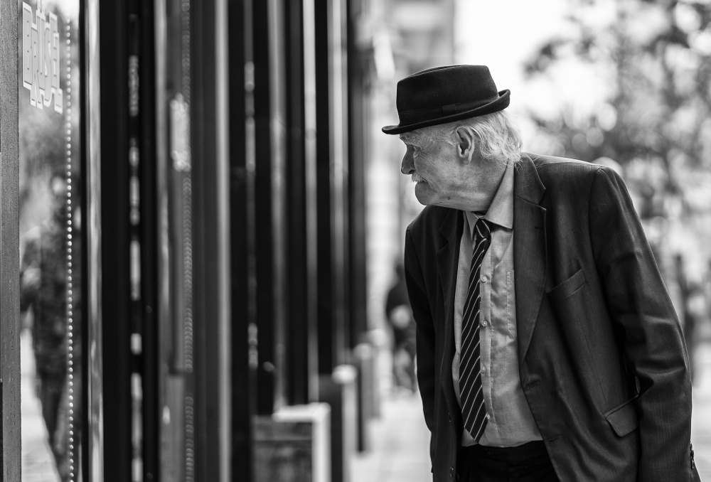 Window Shopping von Dan Mărășescu