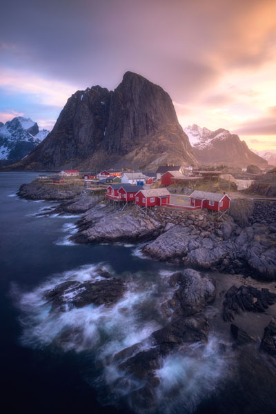 Golden Morning in Hamnoy von Daniel F.
