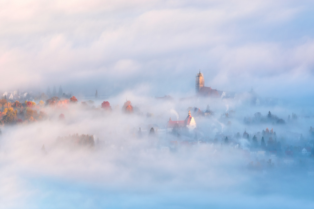 The Foggy Village von Daniel Gastager