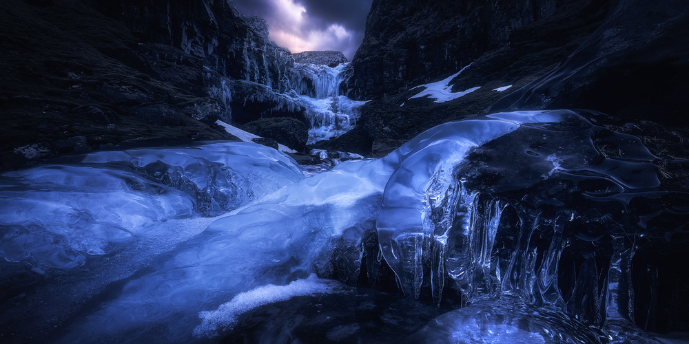 Frozen Underworld von Daniel Gastager