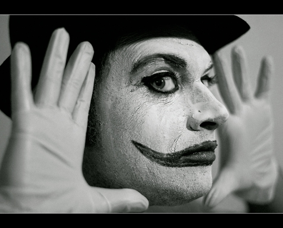 Shock The Monkey von Daniele Porceddu