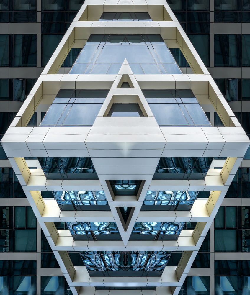 Electrospective von David Chiodo