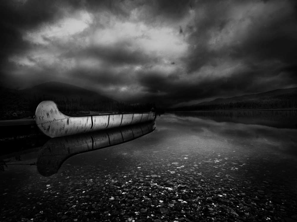 Calm After Drowing von David Senechal Photographie