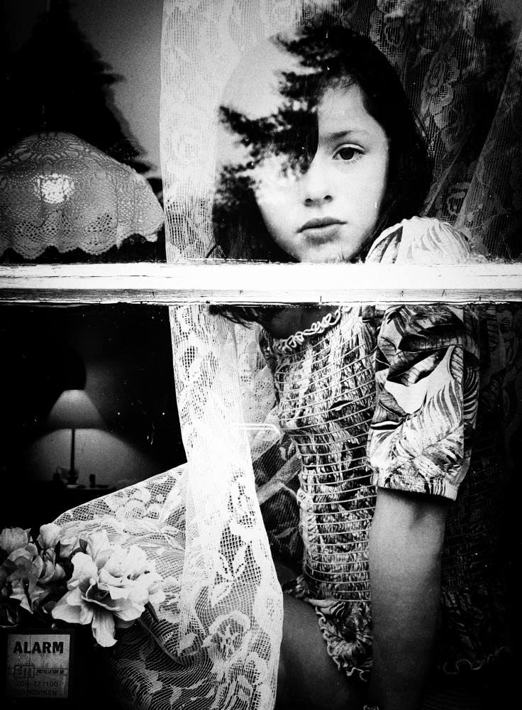 Reflection of the past von Delphine Margau