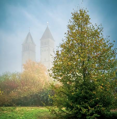 Taborkirche Leipzig im Nebel, Kirche im Nebel