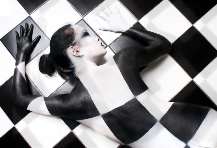 Tile Tales IV von Derek Galon, MA,