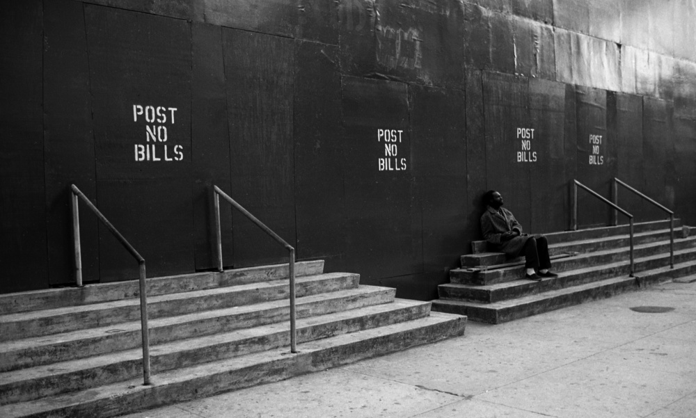 Post no bills (from the series "Alone") von Dieter Matthes
