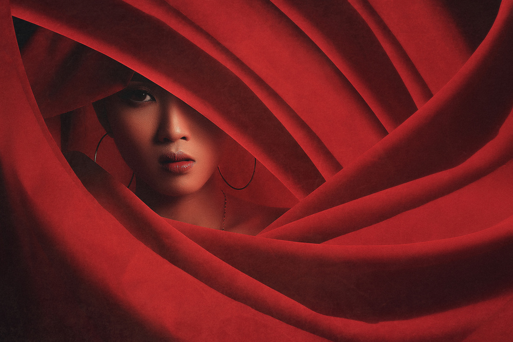 kain merah von Djayent Abdillah