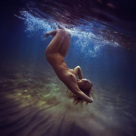 Relax Under Water
