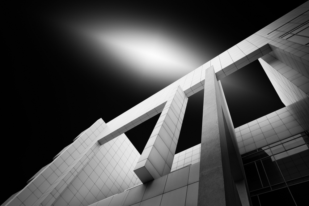 Lightened von Eduardo Martín